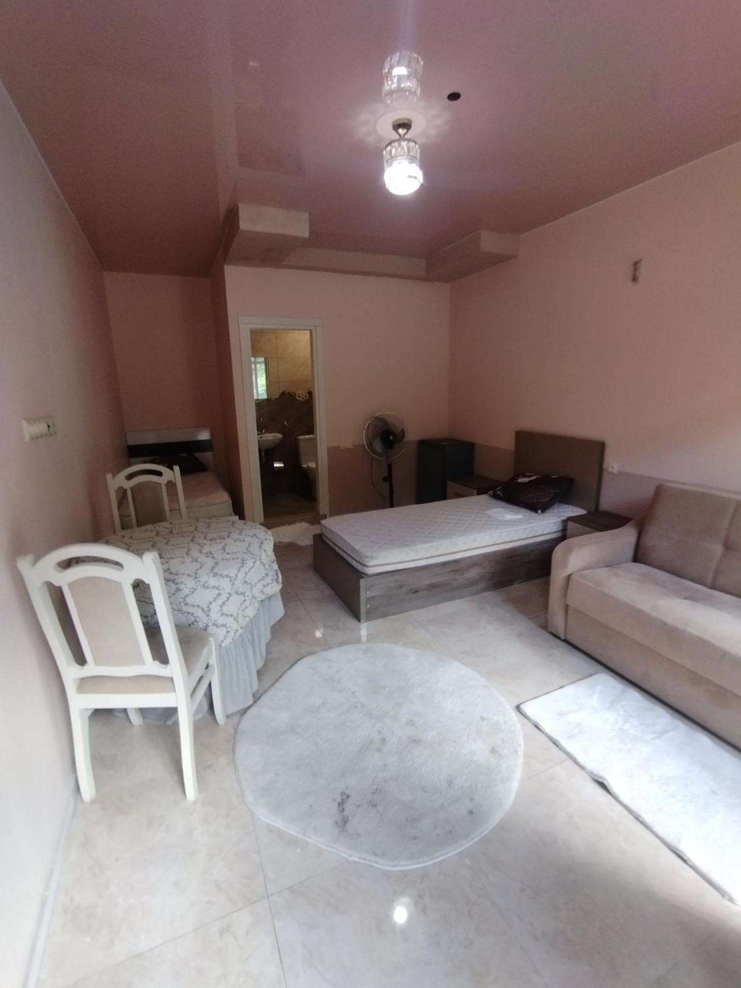 Giorgi Kvariati Otel Oda fotoğraf